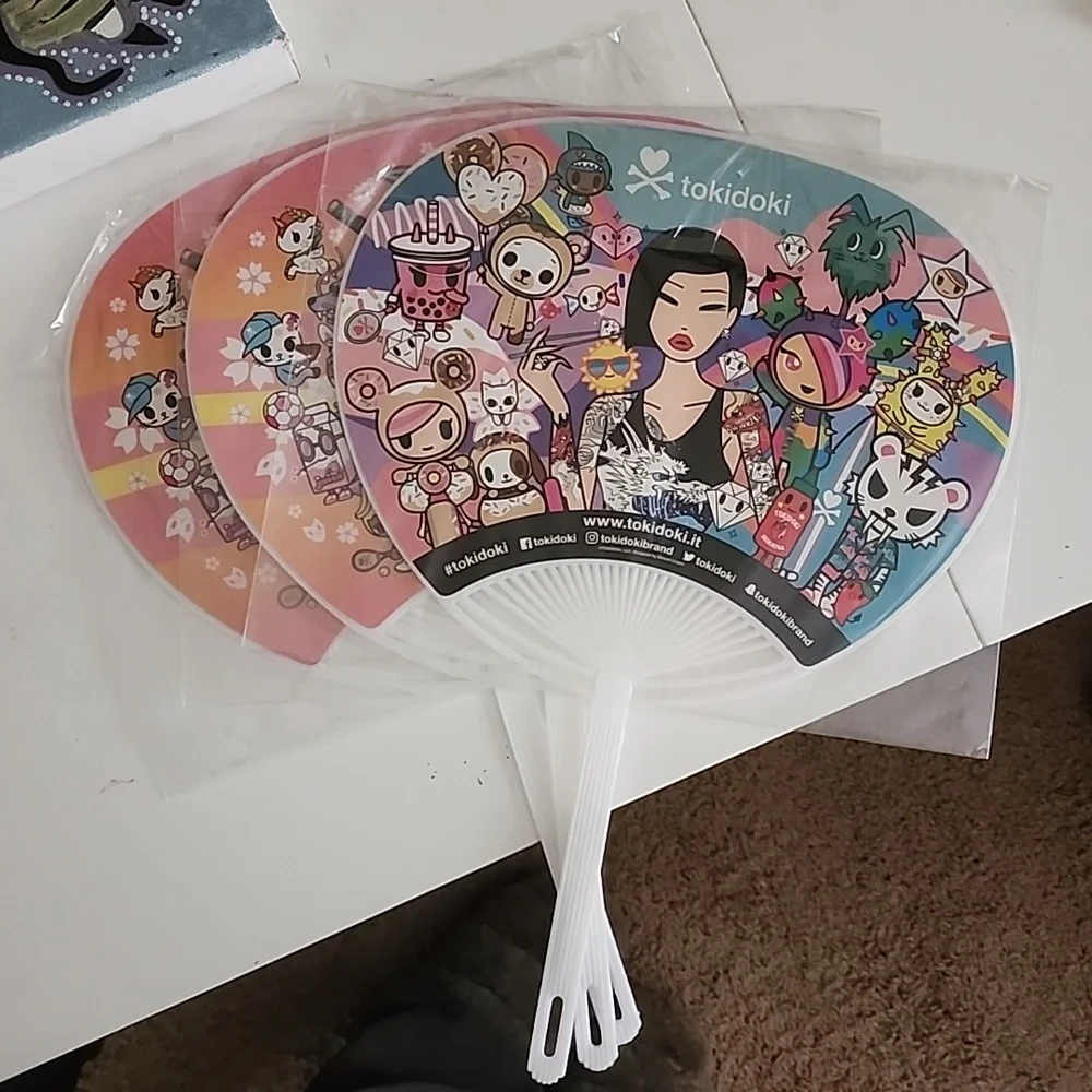 Tokidoki Hand Fans ✨️ - Picture 3 of 3